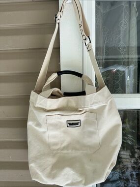 Neutral Cream Canvas Tote with Front Pocket — Everyday Shoulder Bag